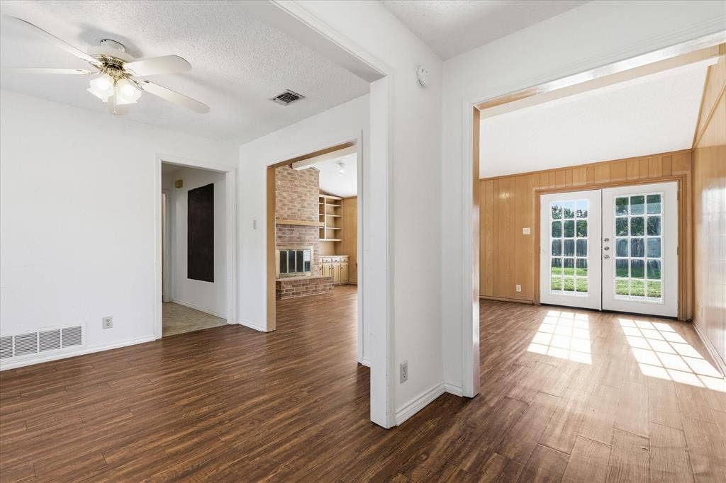 1815 Wisteria Street, Denton, TX 76205 1815 Wisteria Street, Denton, TX 76205