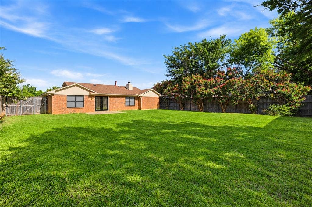 1815 Wisteria Street, Denton, TX 76205 1815 Wisteria Street, Denton, TX 76205