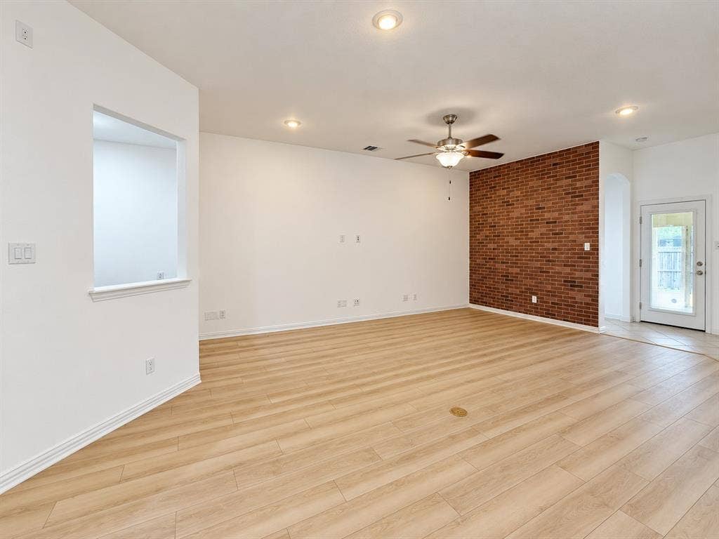 8121 Belgian Blue Court, Fort Worth, TX 76131