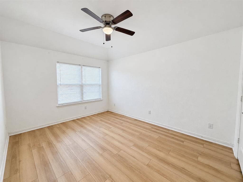 8121 Belgian Blue Court, Fort Worth, TX 76131