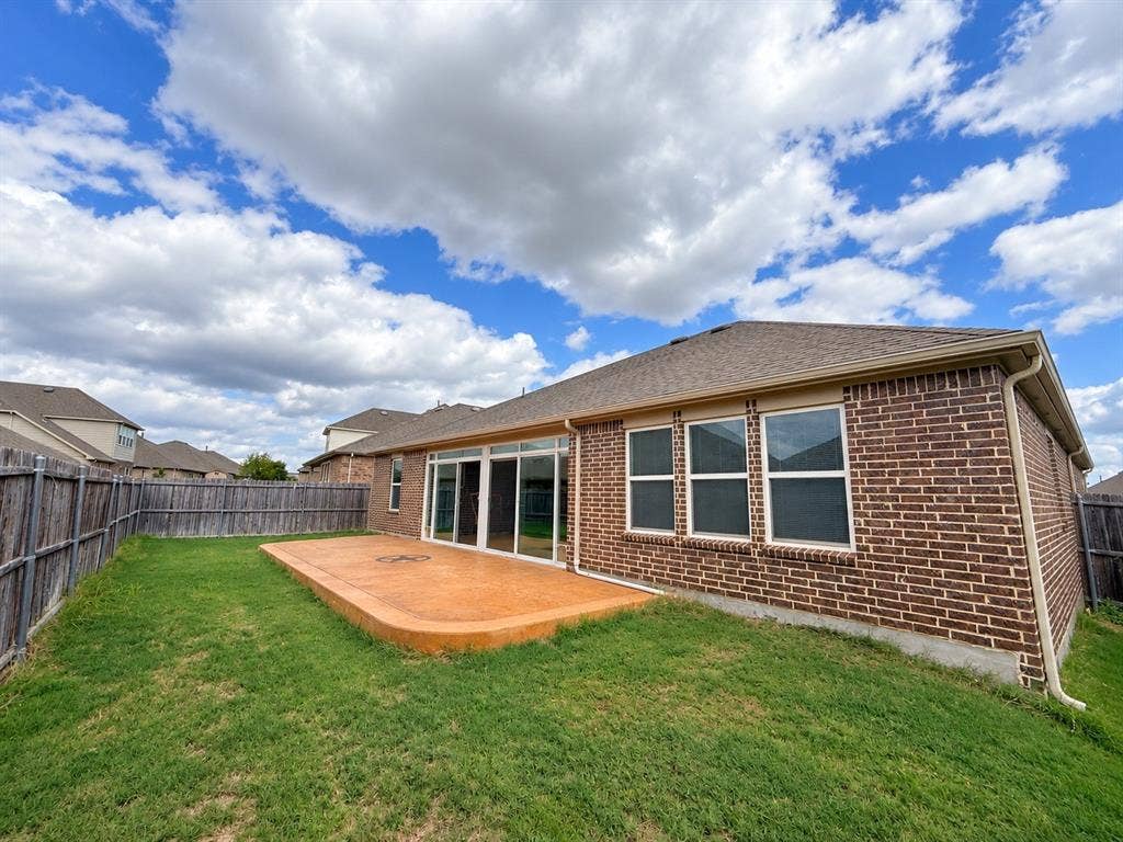 8121 Belgian Blue Court, Fort Worth, TX 76131