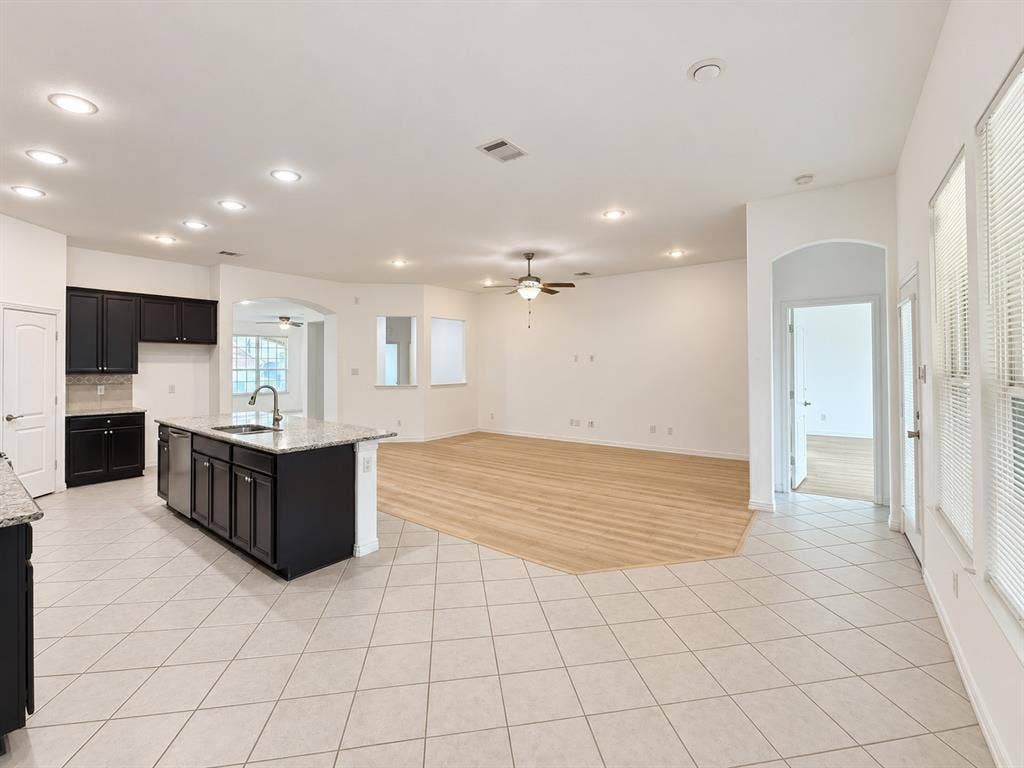 8121 Belgian Blue Court, Fort Worth, TX 76131