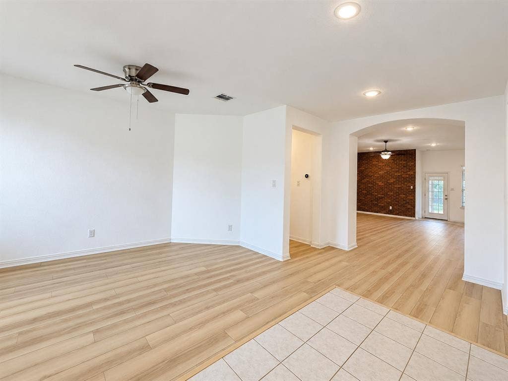 8121 Belgian Blue Court, Fort Worth, TX 76131