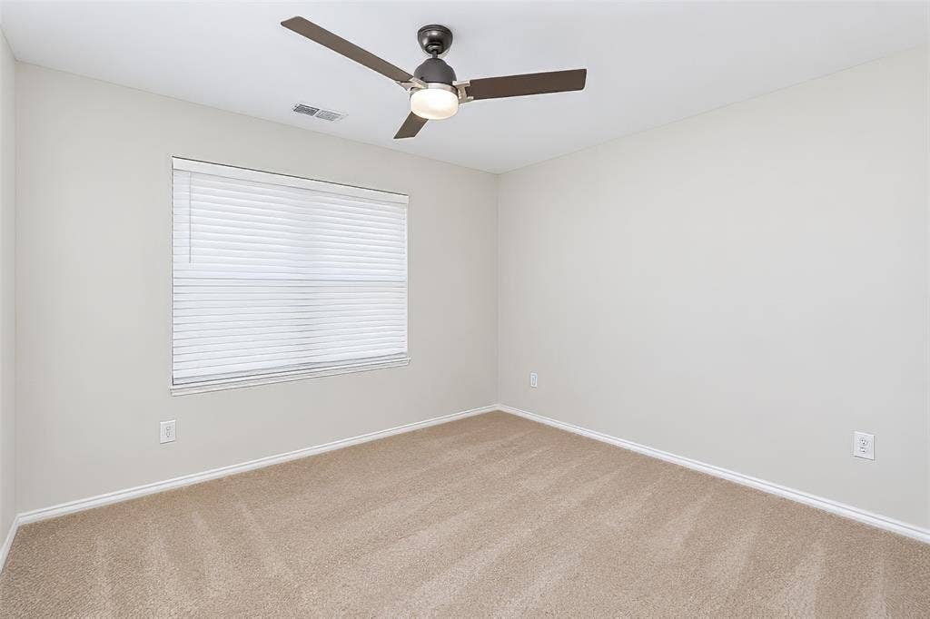 2020 Sun Star Drive, Haslet, TX 76052