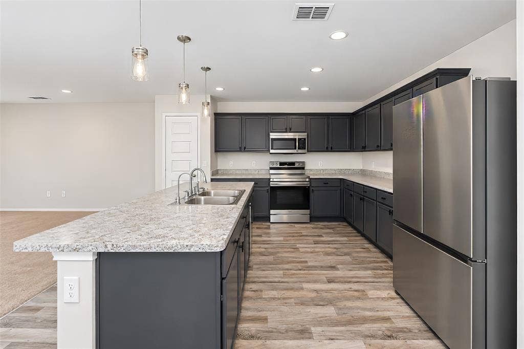2020 Sun Star Drive, Haslet, TX 76052