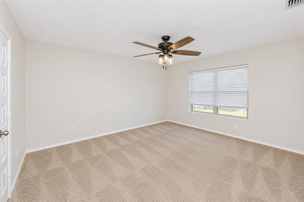 2020 Sun Star Drive, Haslet, TX 76052