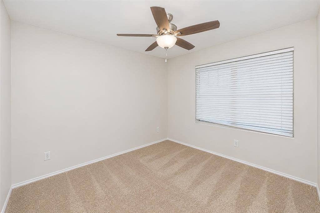 2020 Sun Star Drive, Haslet, TX 76052