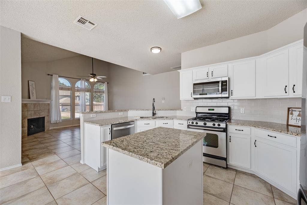 3810 Rose Court, McKinney, TX 75070 3810 Rose Court, McKinney, TX 75070
