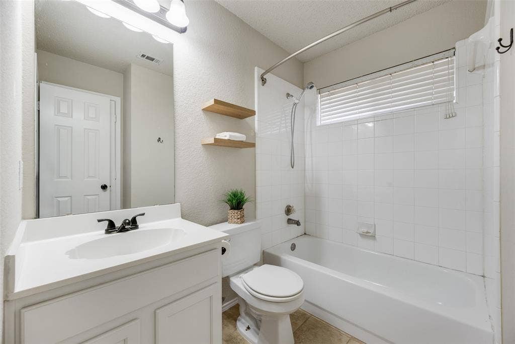 3810 Rose Court, McKinney, TX 75070 3810 Rose Court, McKinney, TX 75070