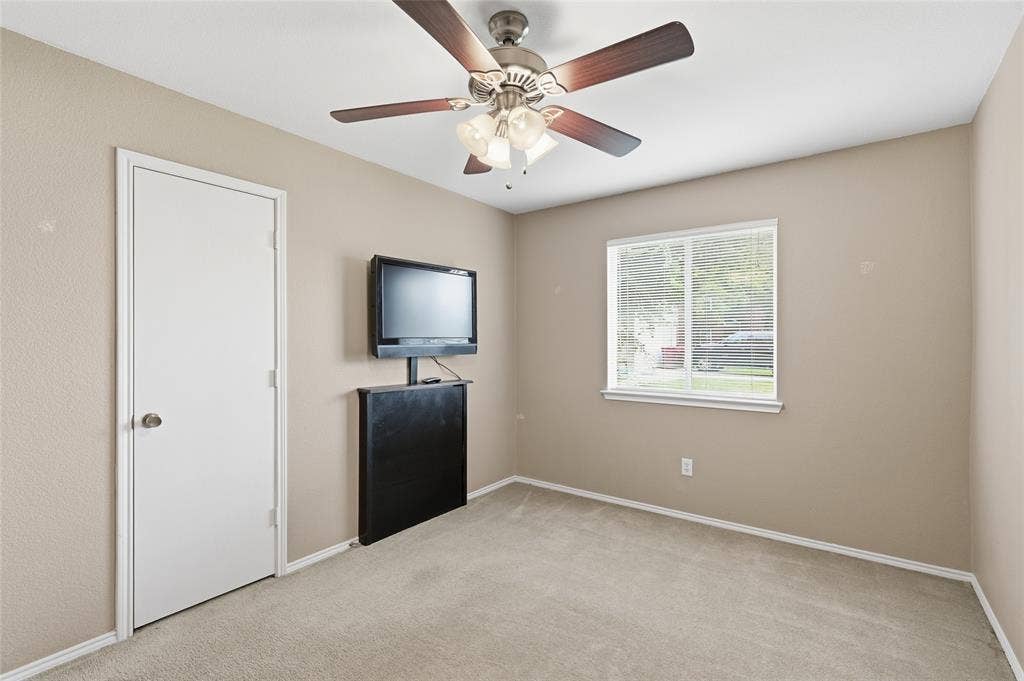 2121 Sherbrooke Court, Sherman, TX 75092