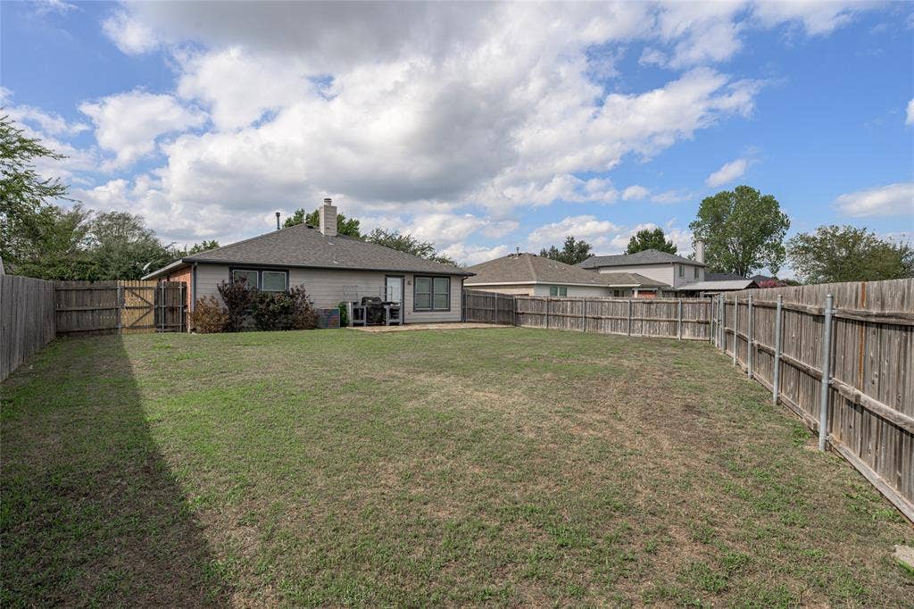 2121 Sherbrooke Court, Sherman, TX 75092