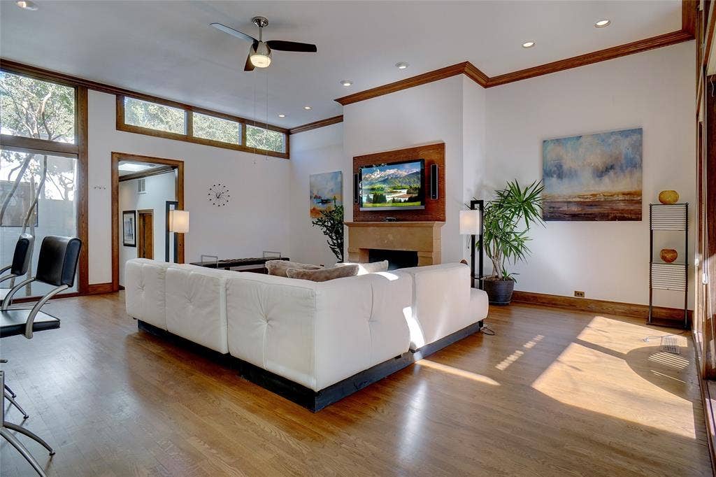 6434 Southpoint Drive, Dallas, TX 75248 6434 Southpoint Drive, Dallas, TX 75248