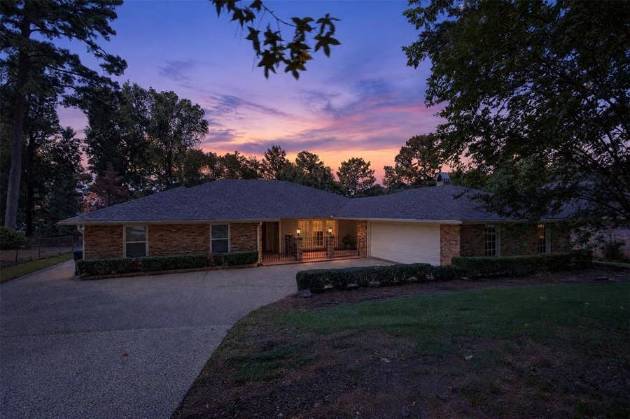Property photo for 1736 Willow Point Drive, Shreveport, LA