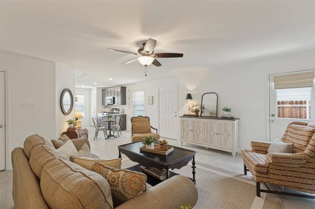 3700 Kinglet Court, McKinney, TX 75071 3700 Kinglet Court, McKinney, TX 75071