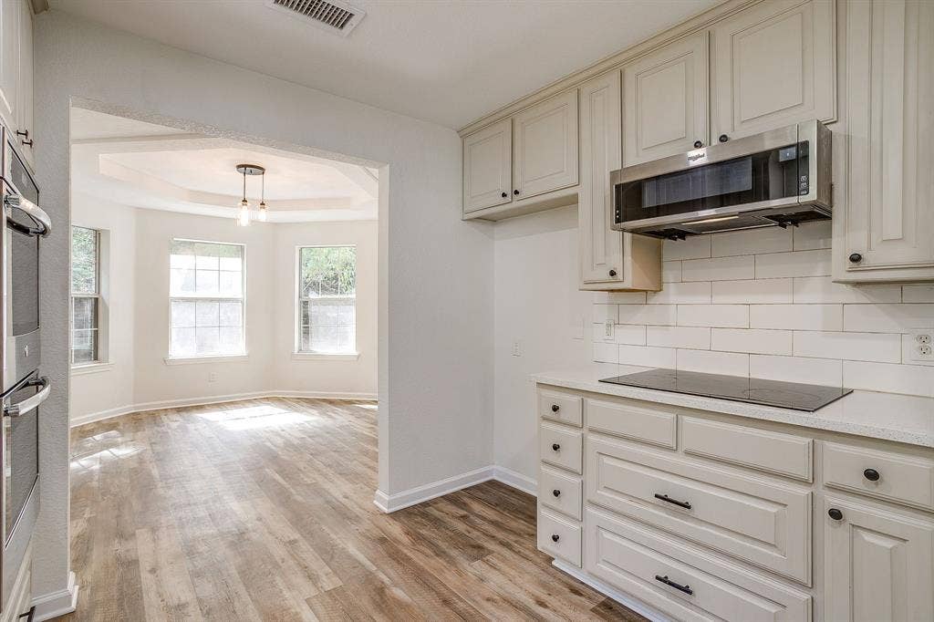120 Hillside Court, Aledo, TX 76008