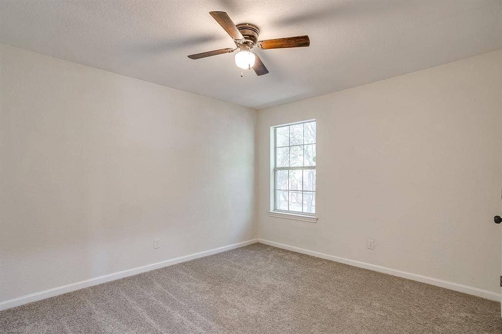 120 Hillside Court, Aledo, TX 76008