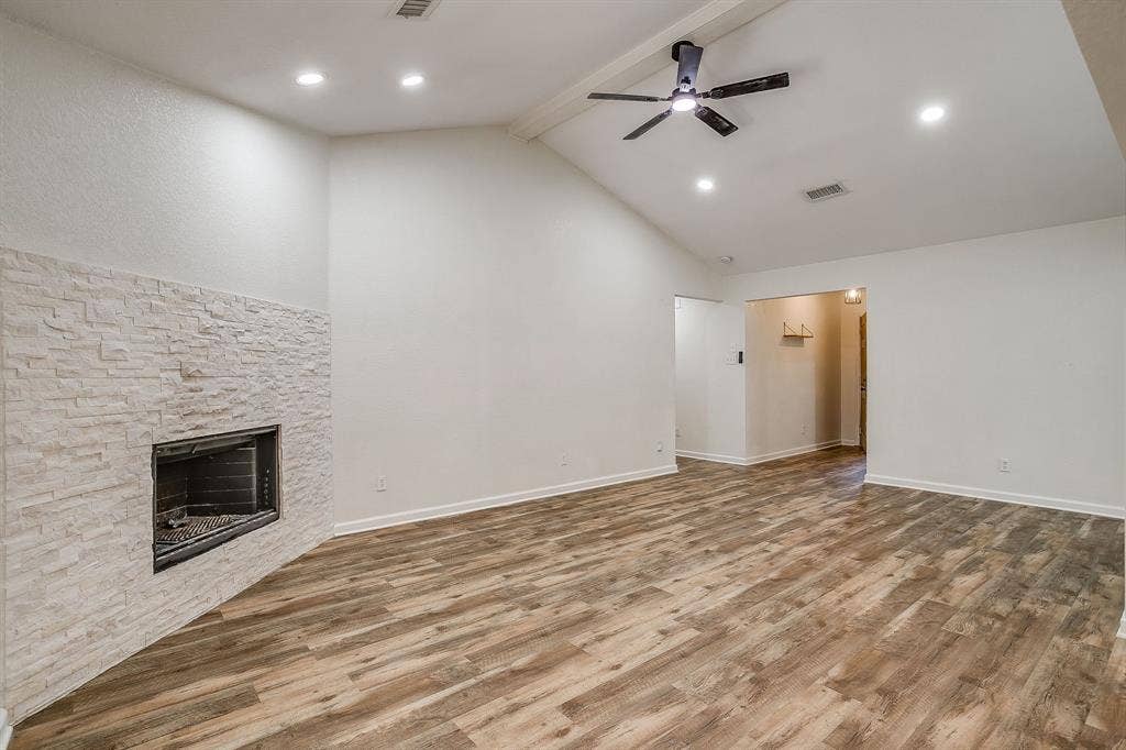 120 Hillside Court, Aledo, TX 76008