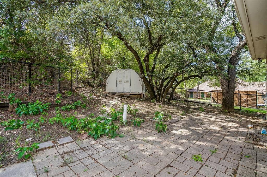 120 Hillside Court, Aledo, TX 76008