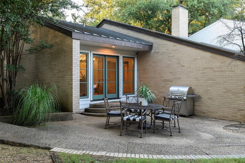 4930 Mangold Circle, Dallas, TX 75229 4930 Mangold Circle, Dallas, TX 75229