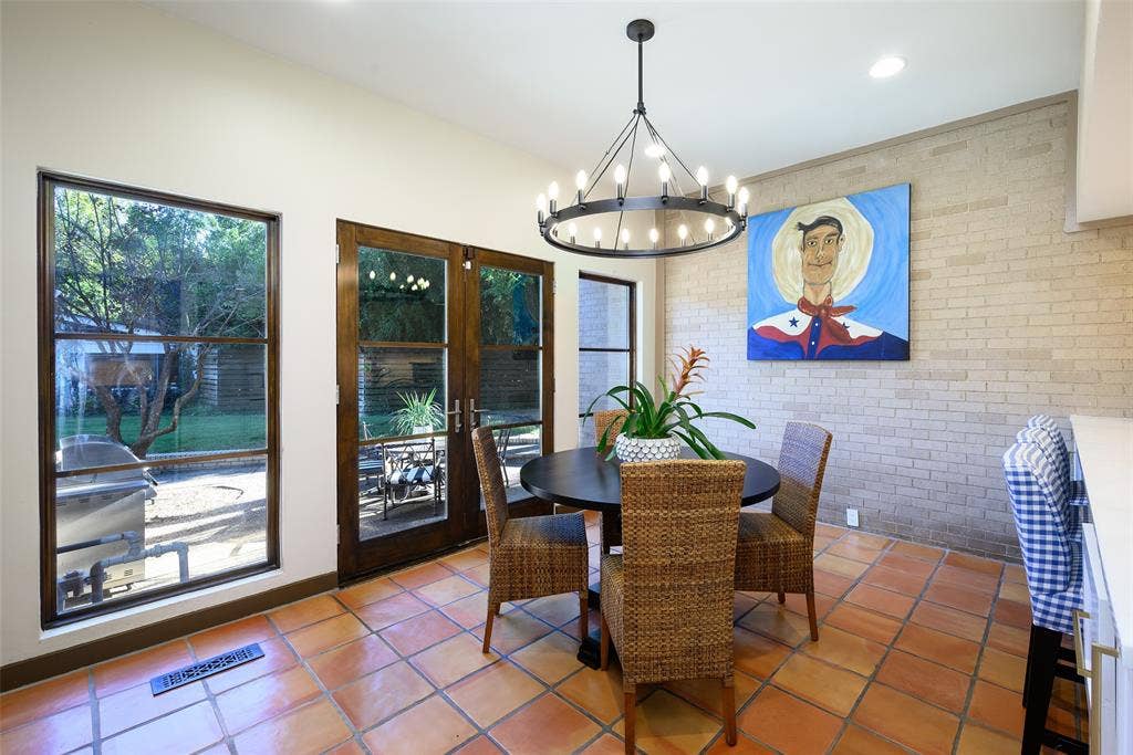 4930 Mangold Circle, Dallas, TX 75229 4930 Mangold Circle, Dallas, TX 75229