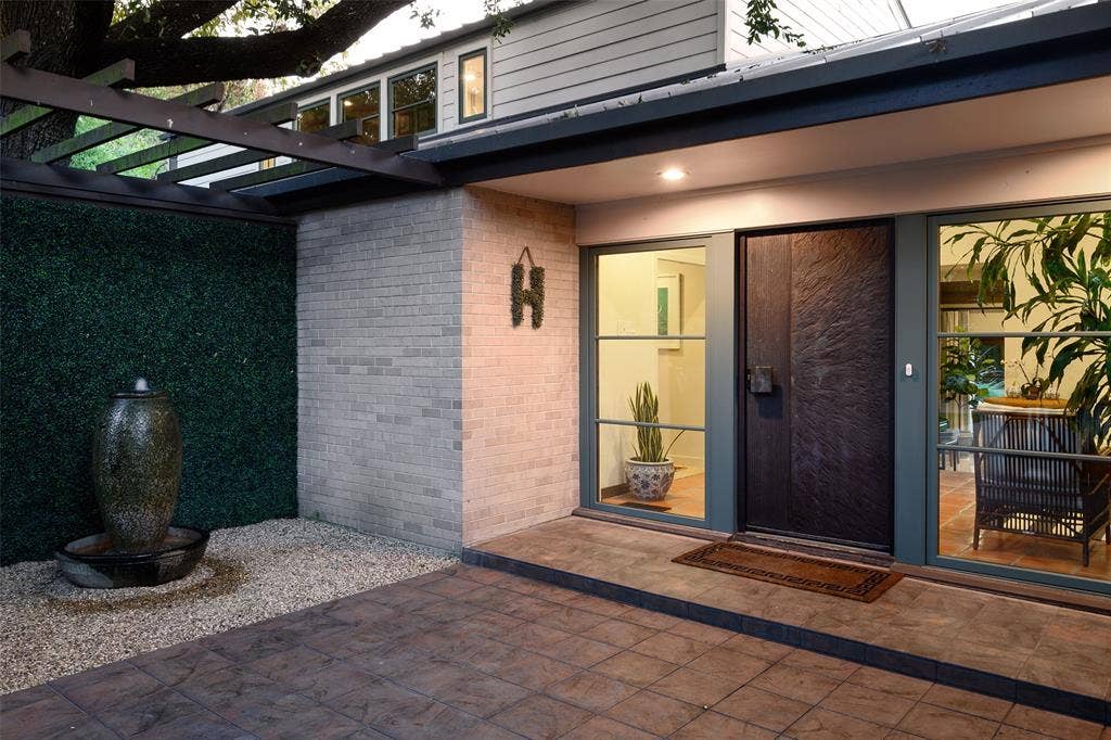 4930 Mangold Circle, Dallas, TX 75229 4930 Mangold Circle, Dallas, TX 75229