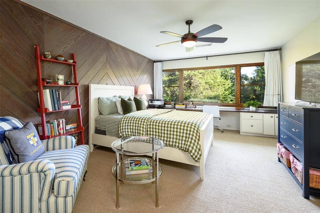 4930 Mangold Circle, Dallas, TX 75229 4930 Mangold Circle, Dallas, TX 75229