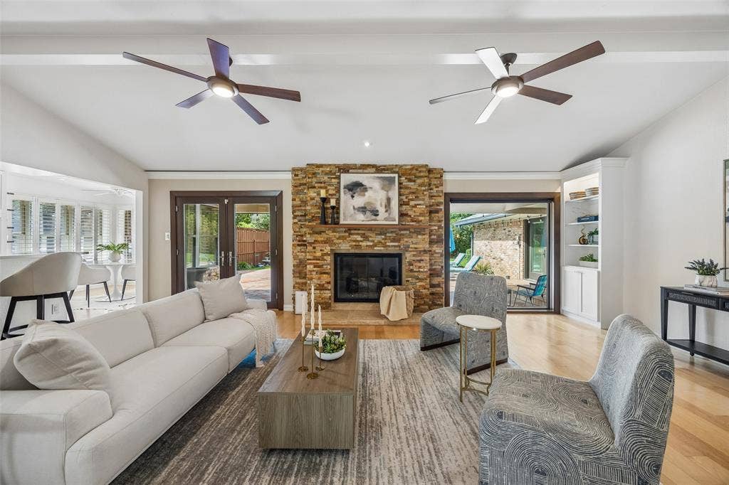 101 E Northgate Drive, Irving, TX 75062 101 E Northgate Drive, Irving, TX 75062