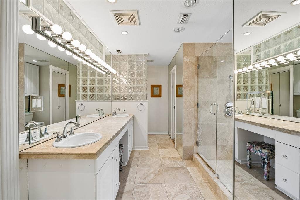 101 E Northgate Drive, Irving, TX 75062 Stunning Blue Bahia Granite in Hall Bath