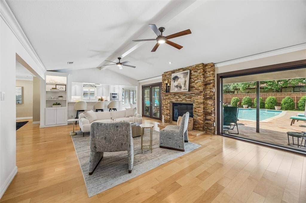 101 E Northgate Drive, Irving, TX 75062 101 E Northgate Drive, Irving, TX 75062