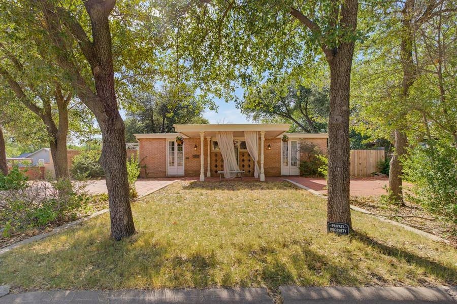 Property photo for 1042 Santos Street, Abilene, TX