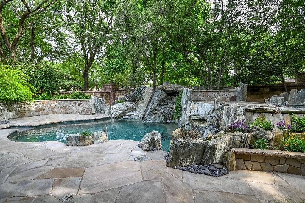 711 Lexington Avenue, Coppell, TX 75019 711 Lexington Avenue, Coppell, TX 75019