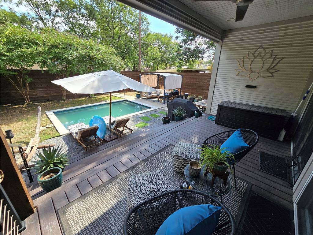 618 N Clinton Avenue, Dallas, TX 75208 618 N Clinton Avenue, Dallas, TX 75208