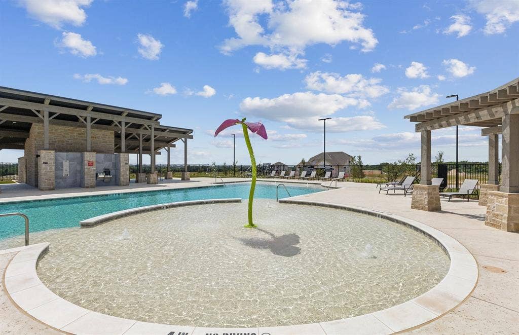 1701 Briarcrest Drive, Celina, TX 75009 Splash pool