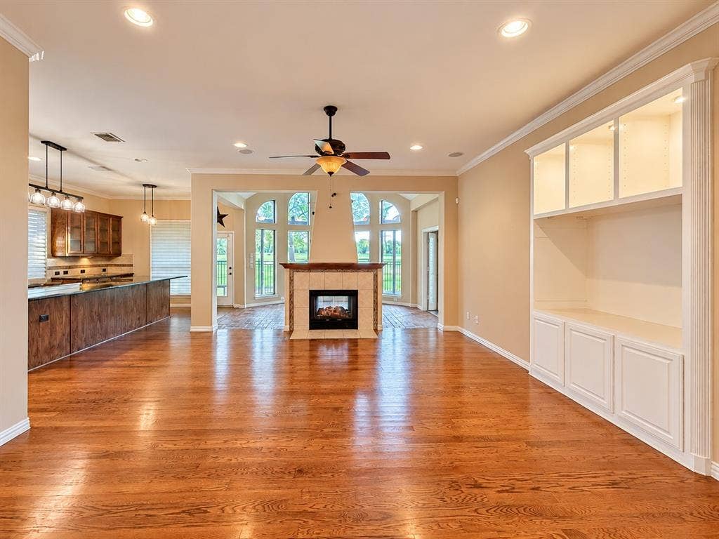 768 Ashleigh Lane, Lantana, TX 76226