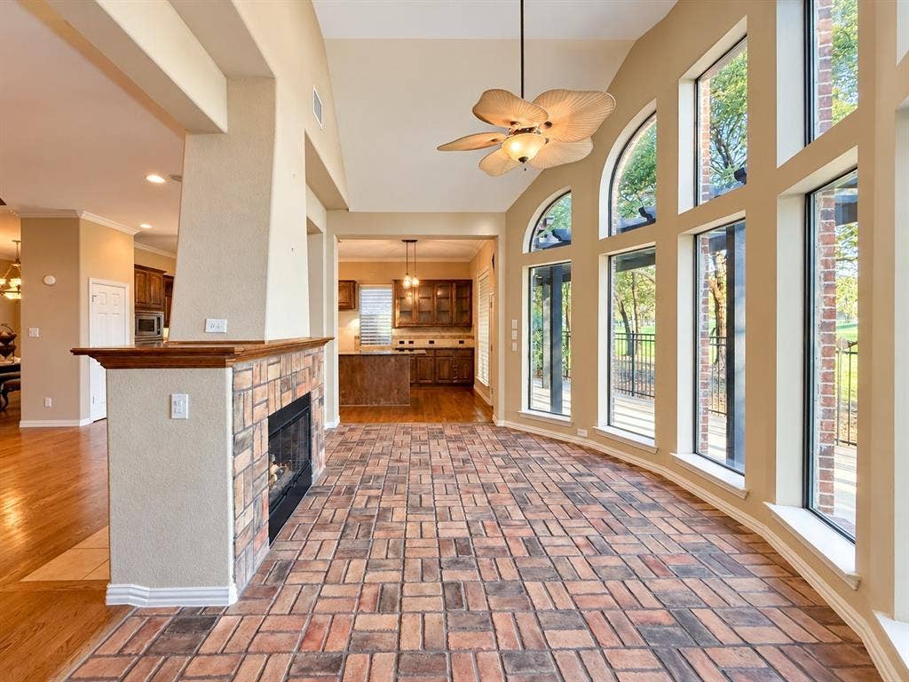 768 Ashleigh Lane, Lantana, TX 76226