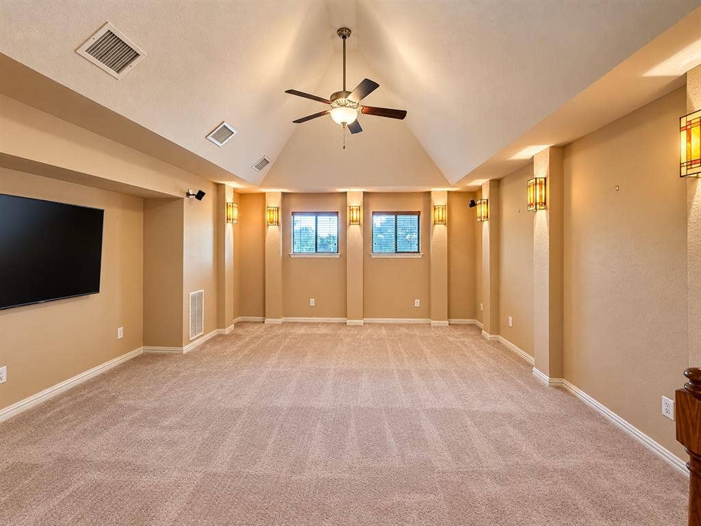 768 Ashleigh Lane, Lantana, TX 76226