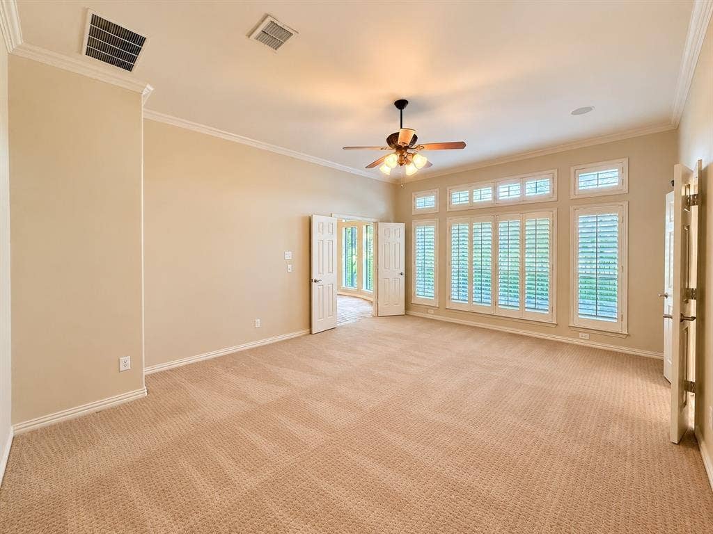 768 Ashleigh Lane, Lantana, TX 76226