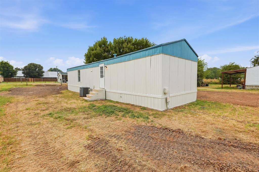 904- B Flamingo Road, Granbury, TX 76049 904- B Flamingo Road, Granbury, TX 76049