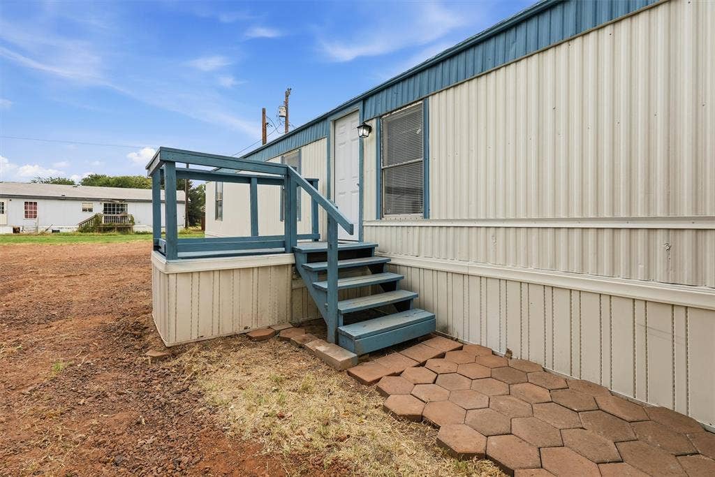 904- B Flamingo Road, Granbury, TX 76049 904- B Flamingo Road, Granbury, TX 76049