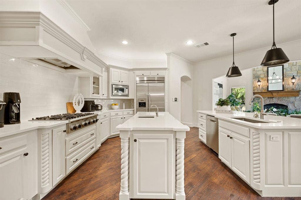 2609 Summit Ridge Drive, Southlake, TX 76092