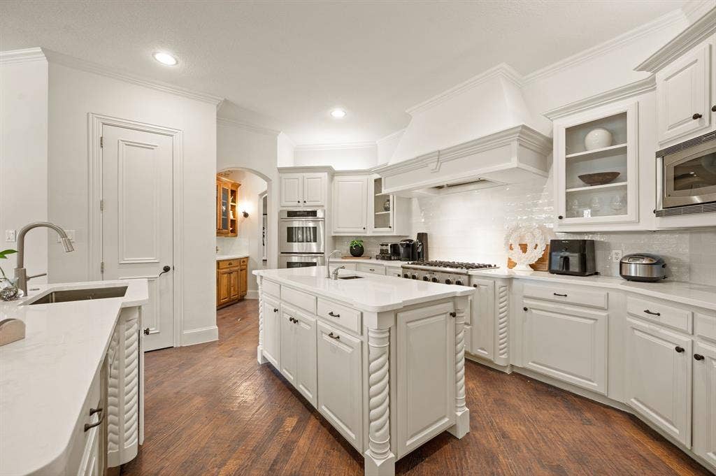 2609 Summit Ridge Drive, Southlake, TX 76092
