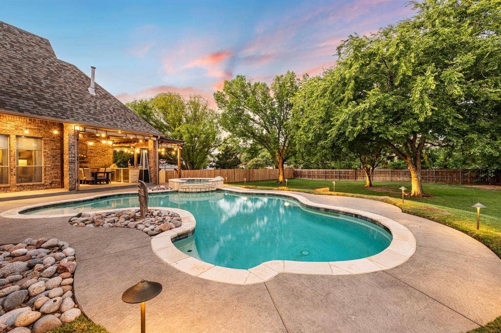 2609 Summit Ridge Drive, Southlake, TX 76092