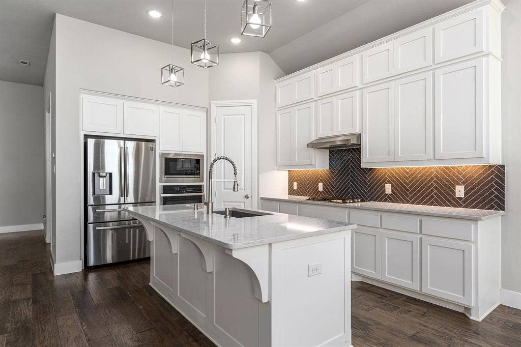 2917 Saltwood, Celina, TX 75009 2917 Saltwood, Celina, TX 75009