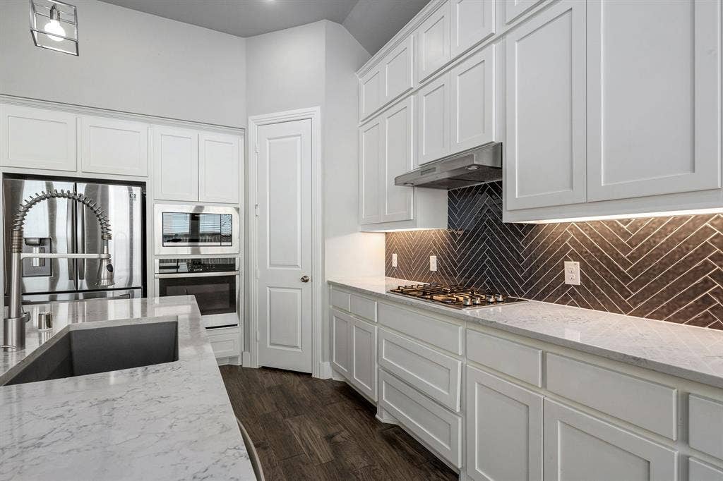 2917 Saltwood, Celina, TX 75009 2917 Saltwood, Celina, TX 75009