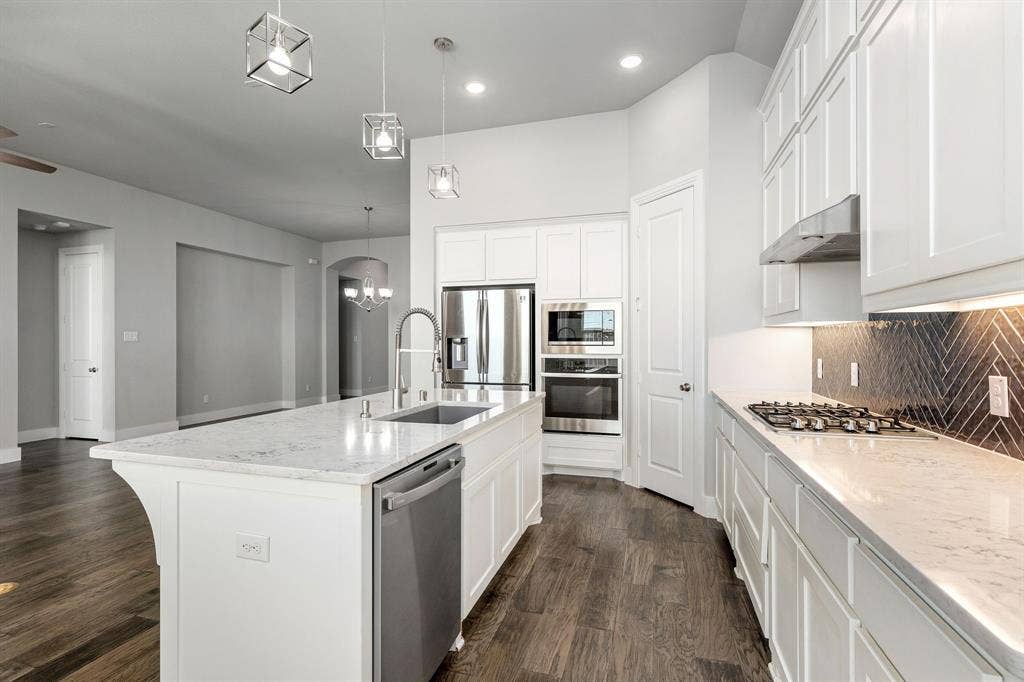 2917 Saltwood, Celina, TX 75009 2917 Saltwood, Celina, TX 75009