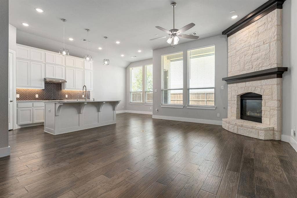 2917 Saltwood, Celina, TX 75009 2917 Saltwood, Celina, TX 75009