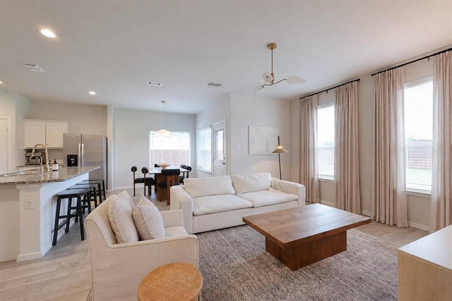 Property photo for 8605 Mirror Lake Drive, Fort Worth, TX