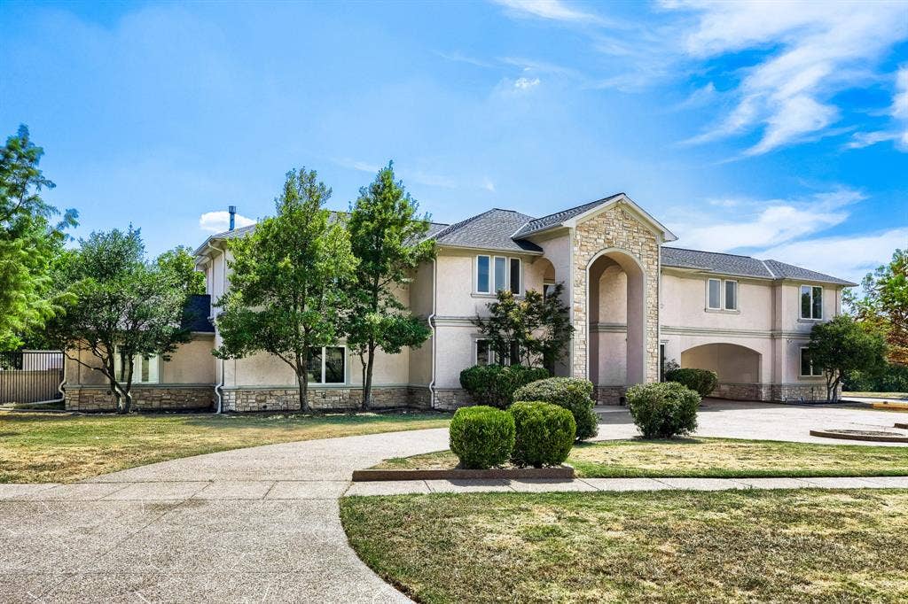 2242 Mountain Lakes Drive, Cedar Hill, TX 75104 2242 Mountain Lakes Drive, Cedar Hill, TX 75104