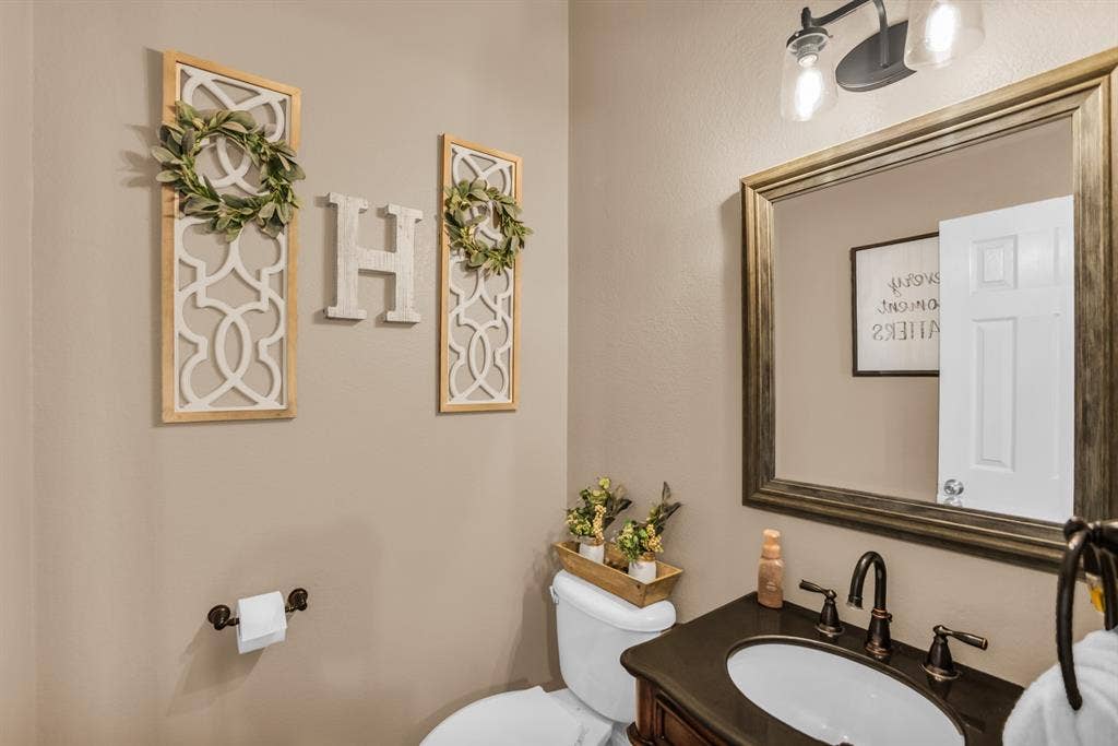 1420 Timber Ridge Drive, Allen, TX 75002 Half Bath - Downstairs