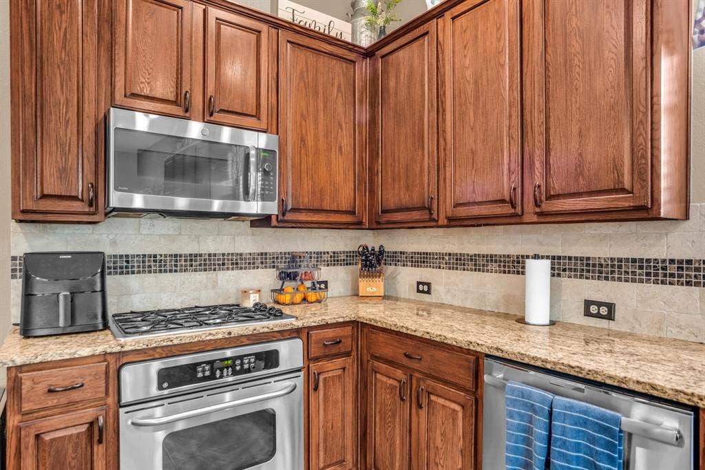 1420 Timber Ridge Drive, Allen, TX 75002 1420 Timber Ridge Drive, Allen, TX 75002